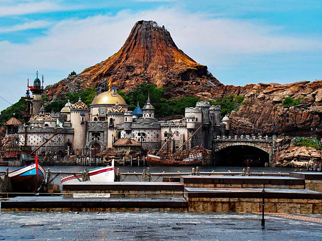 　ディズニーシーのシンボルの「プロメテウス火山」です。　